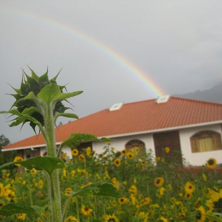 Hosteria Oro Azul โกตากาชี ภายนอก รูปภาพ
